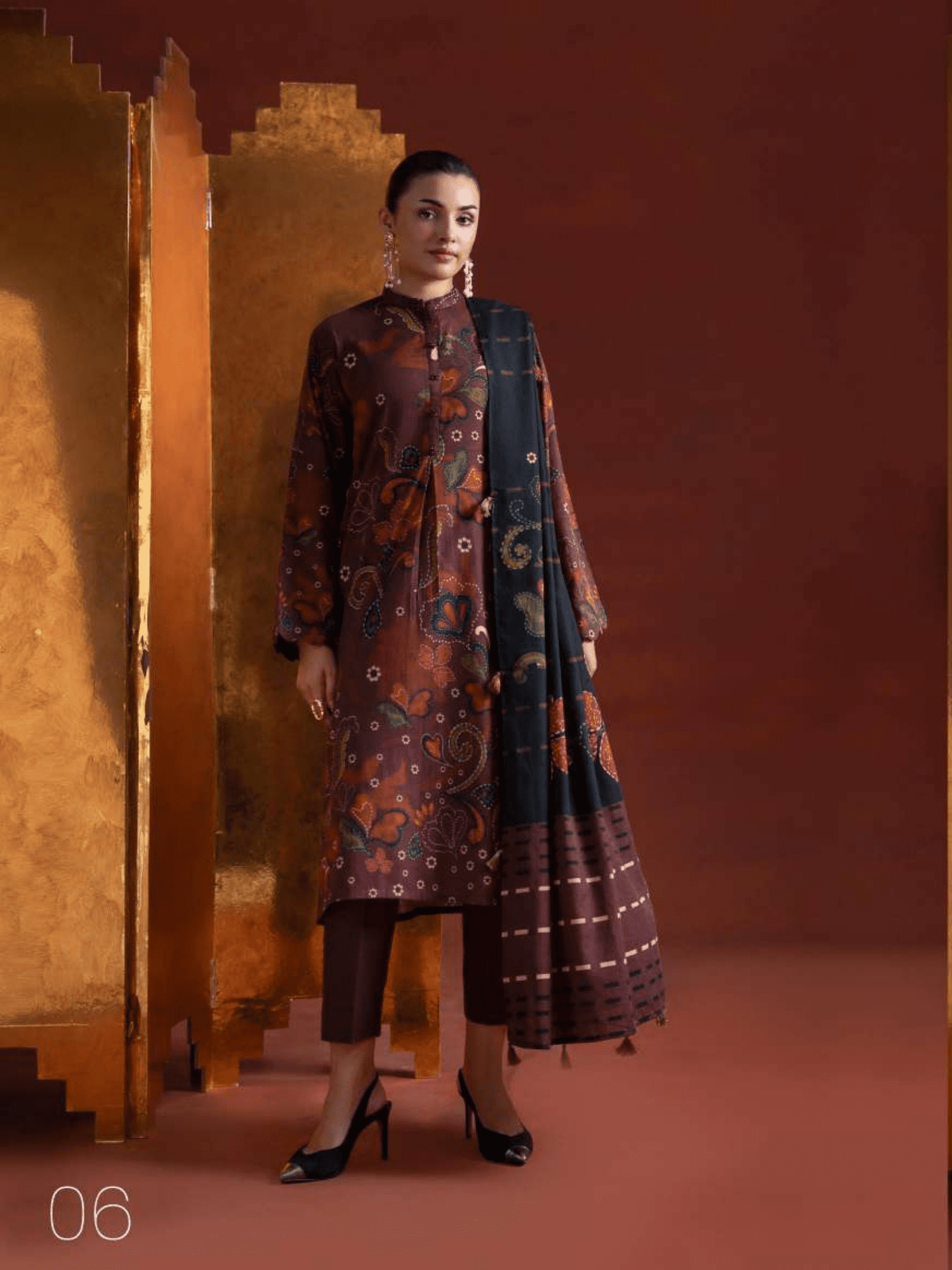 Popinn Women’s Digital Printed Khaddar Suit – 3 Piece Dyed Khaddar Unstitched, Winter Wear